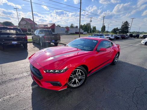 Used 2024 Ford Mustang Coupe RWD image 16