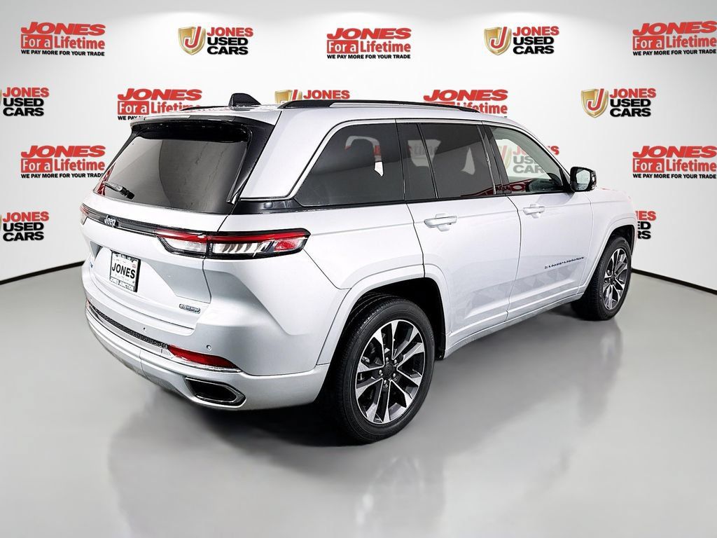 Used 2023 Jeep Grand Cherokee Overland AWD/4WD image 17