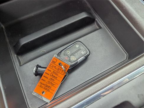 Used 2021 Chevrolet Silverado 1500 LTZ image 22