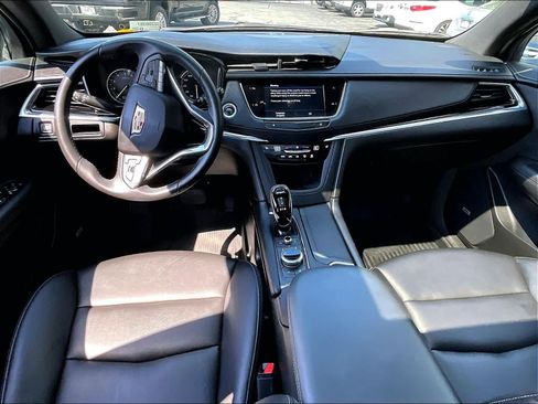 Used 2024 Cadillac XT6 Luxury w/ LPO, Floor Liner Package AWD/4WD image 21