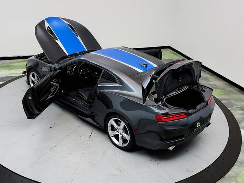Used 2017 Chevrolet Camaro SS RWD image 38