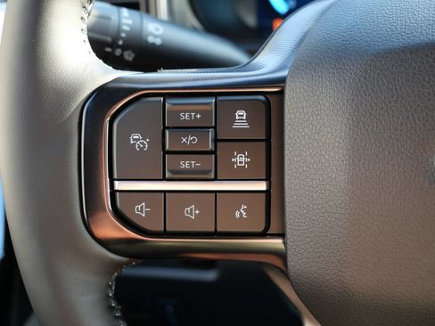 New 2026 Ford F450 Platinum w/ FX4 Off-Road Package AWD/4WD image 24
