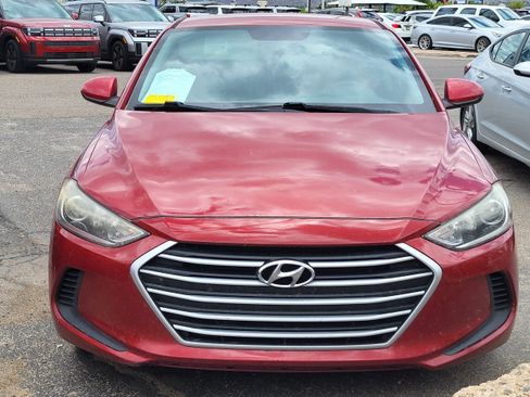 Used 2017 Hyundai Elantra SE FWD image 3