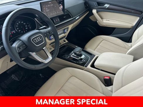 Used 2023 Audi Q5 2.0T Premium w/ Convenience Package AWD/4WD image 9