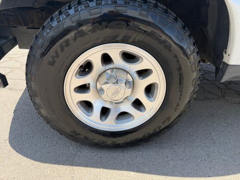 Used 2011 Ford Ranger XLT RWD image 11