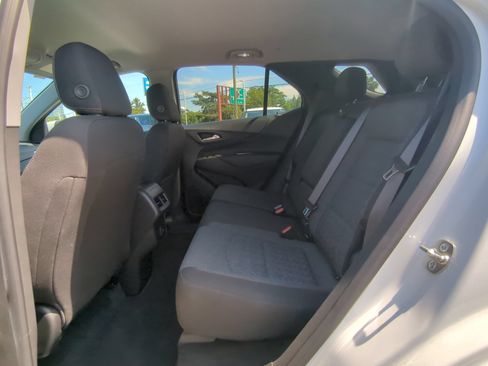 Used 2024 Chevrolet Equinox LT FWD image 9