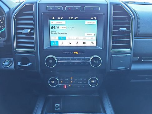 Used 2018 Ford Expedition Limited w/ Equipment Group 301A image 21