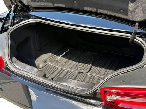Used 2022 Chevrolet Camaro LS RWD image 19