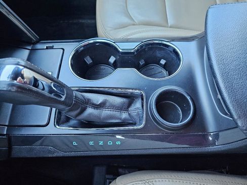 Used 2017 Ford Explorer XLT w/ Equipment Group 202A image 60