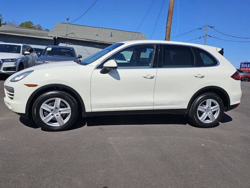Used 2012 Porsche Cayenne AWD/4WD image 16
