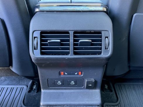 Used 2024 Land Rover Range Rover Velar S AWD/4WD image 26