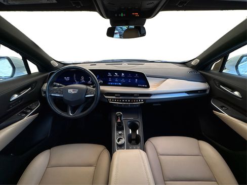 Used 2024 Cadillac XT4 Premium Luxury FWD image 22