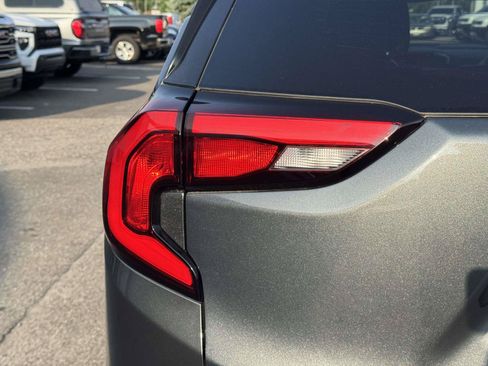 Used 2019 GMC Terrain SLT w/ Preferred Package AWD/4WD image 11