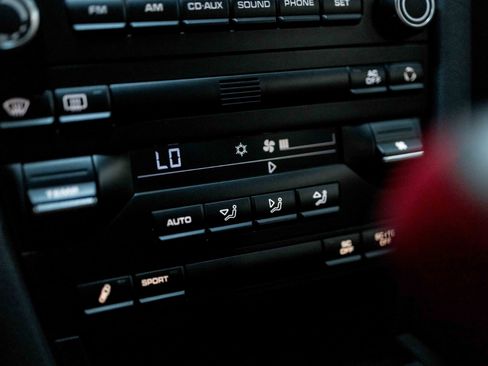 Used 2011 Porsche 911 GT3 RS image 56