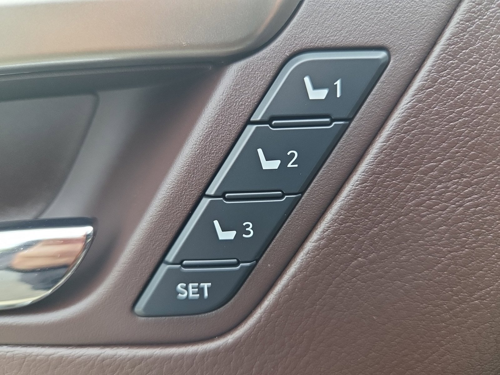 Used 2017 Lexus RX 350 AWD w/ Premium Package image 22