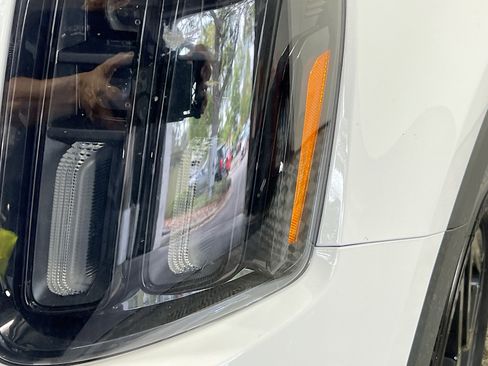 Used 2025 Kia Telluride EX X-Line image 12