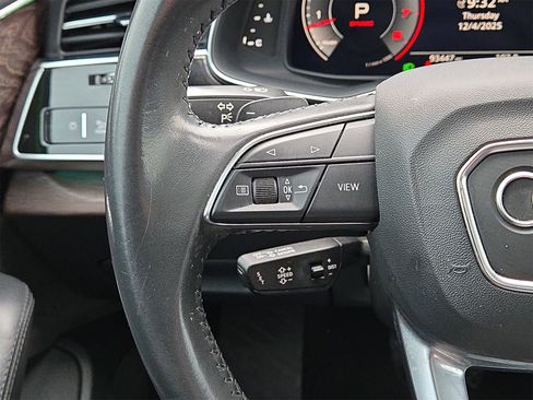 Used 2019 Audi Q8 Prestige w/ Luxury Package image 21
