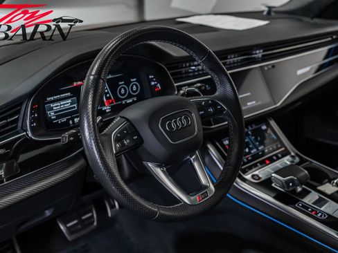 Used 2022 Audi RS Q8 4.0T image 30