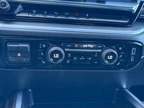 Used 2024 Chevrolet Silverado 2500 High Country w/ LPO, Dark Essentials Package AWD/4WD image 19