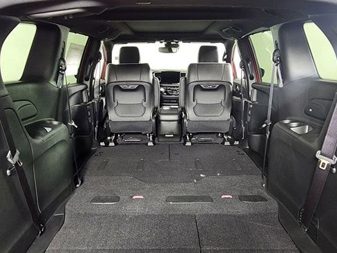 New 2026 Chrysler Pacifica Limited w/ S Appearance Package image 12