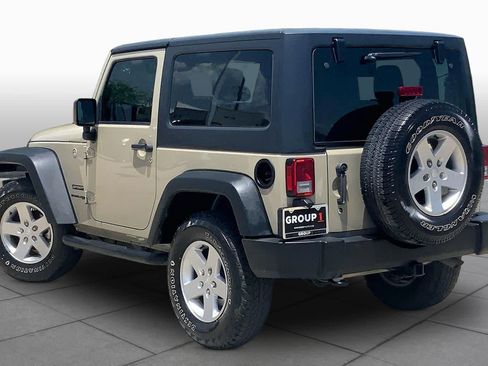 Used 2018 Jeep Wrangler Sport AWD/4WD image 10
