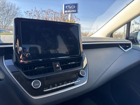 Used 2024 Toyota Corolla LE image 22