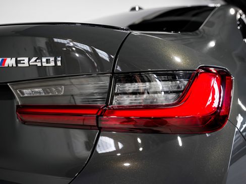 Used 2023 BMW M340i xDrive image 45