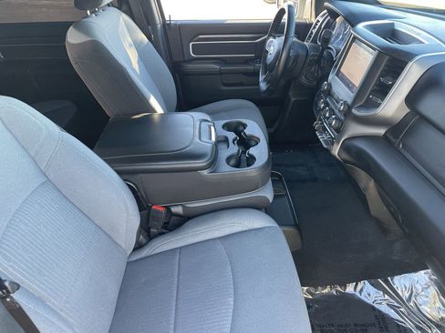 Used 2024 RAM 2500 Big Horn image 10