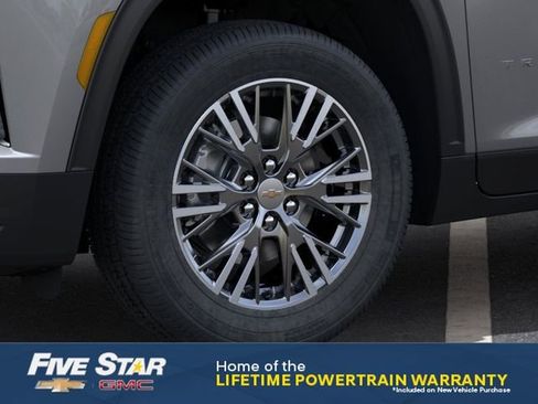 New 2026 Chevrolet Traverse LT FWD image 9