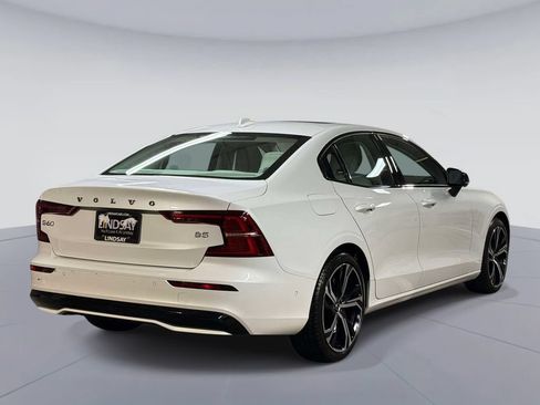 Used 2024 Volvo S60 B5 Plus w/ Climate Package FWD image 10