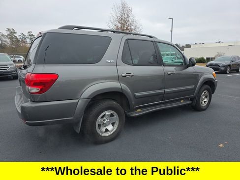 Used 2005 Toyota Sequoia SR5 image 8