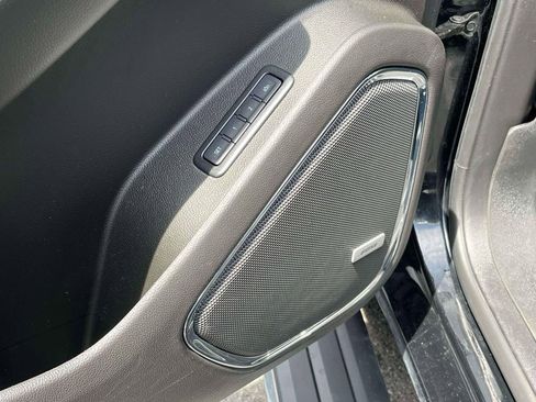 Used 2019 GMC Yukon Denali w/ Denali Ultimate Package AWD/4WD image 29