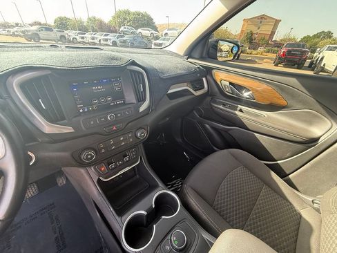 Used 2020 GMC Terrain SLE FWD image 12
