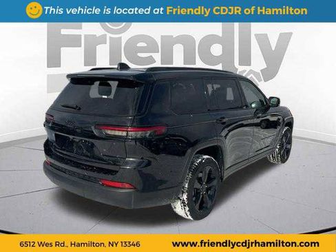 Used 2024 Jeep Grand Cherokee L Limited w/ Black Appearance Package image 7