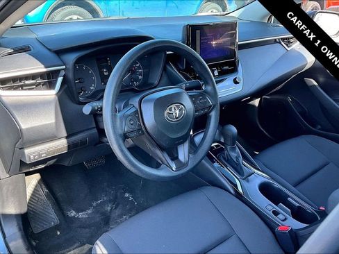 Used 2025 Toyota Corolla LE FWD image 16