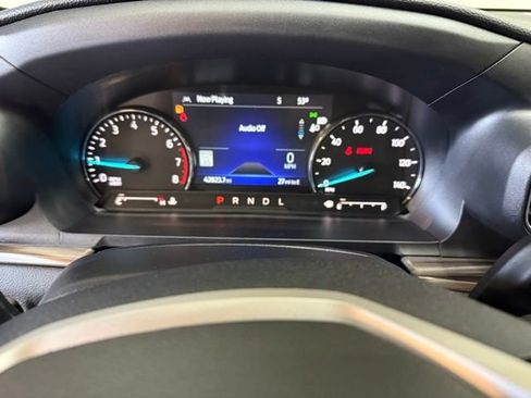 Used 2023 Ford Explorer Limited w/ Limited Technology Package image 27