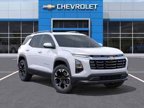 New 2026 Chevrolet Equinox LT w/ Convenience Package II AWD/4WD image 7