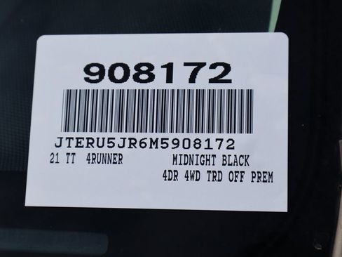 Used 2021 Toyota 4Runner TRD Off-Road Premium w/ Moonroof Package AWD/4WD image 7