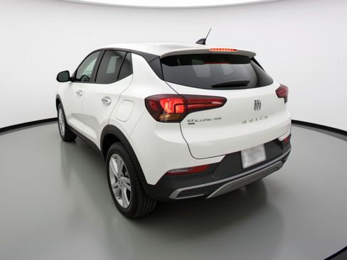 Used 2025 Buick Encore GX Preferred AWD/4WD image 6