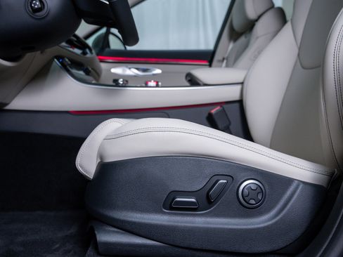 New 2026 Genesis GV70 2.5T Advanced image 18