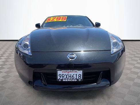Used 2011 Nissan 370Z Touring w/ Sport Pkg RWD image 2