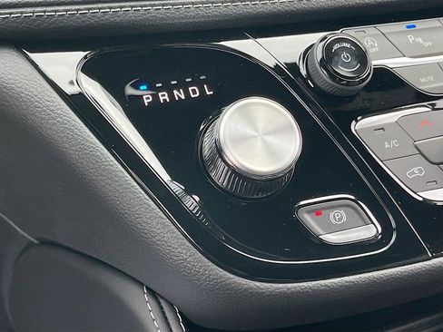 New 2027 Chrysler Pacifica Touring Plus FWD image 17