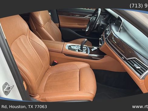 Used 2018 BMW 740i xDrive AWD/4WD image 45