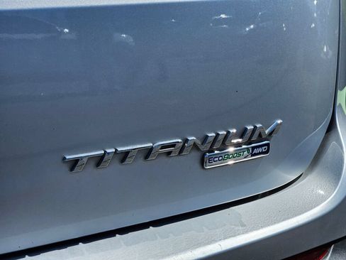 Used 2017 Ford Edge Titanium AWD/4WD image 9