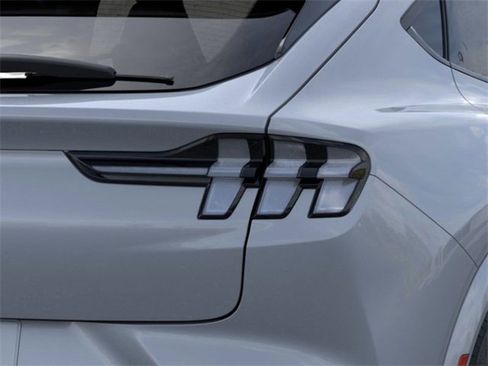 New 2025 Ford Mustang Mach-E Premium image 21