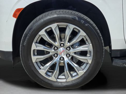 Used 2023 GMC Yukon Denali w/ LPO, Floor Liner Package AWD/4WD image 32