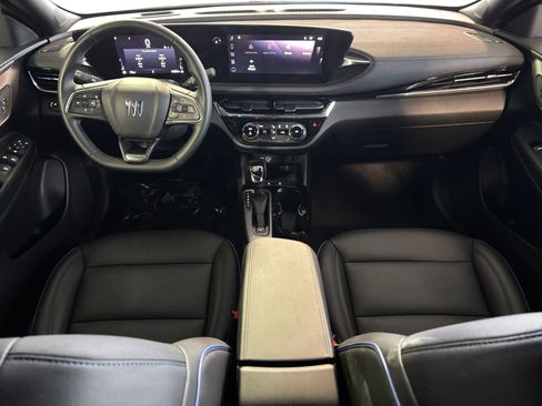 Used 2025 Buick Envista Sport Touring image 34