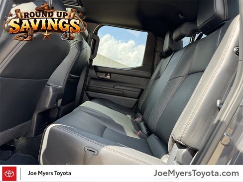 Used 2025 Toyota Tacoma Limited image 31