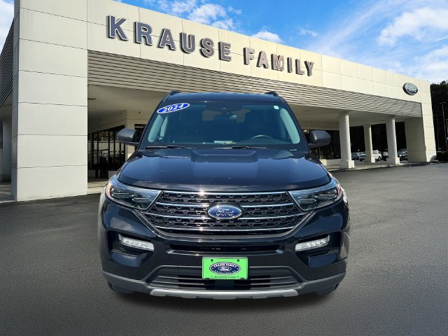 Certified 2024 Ford Explorer XLT AWD/4WD image 2