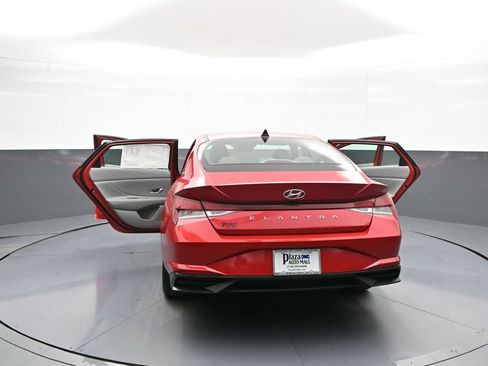 Certified 2023 Hyundai Elantra SEL FWD image 46